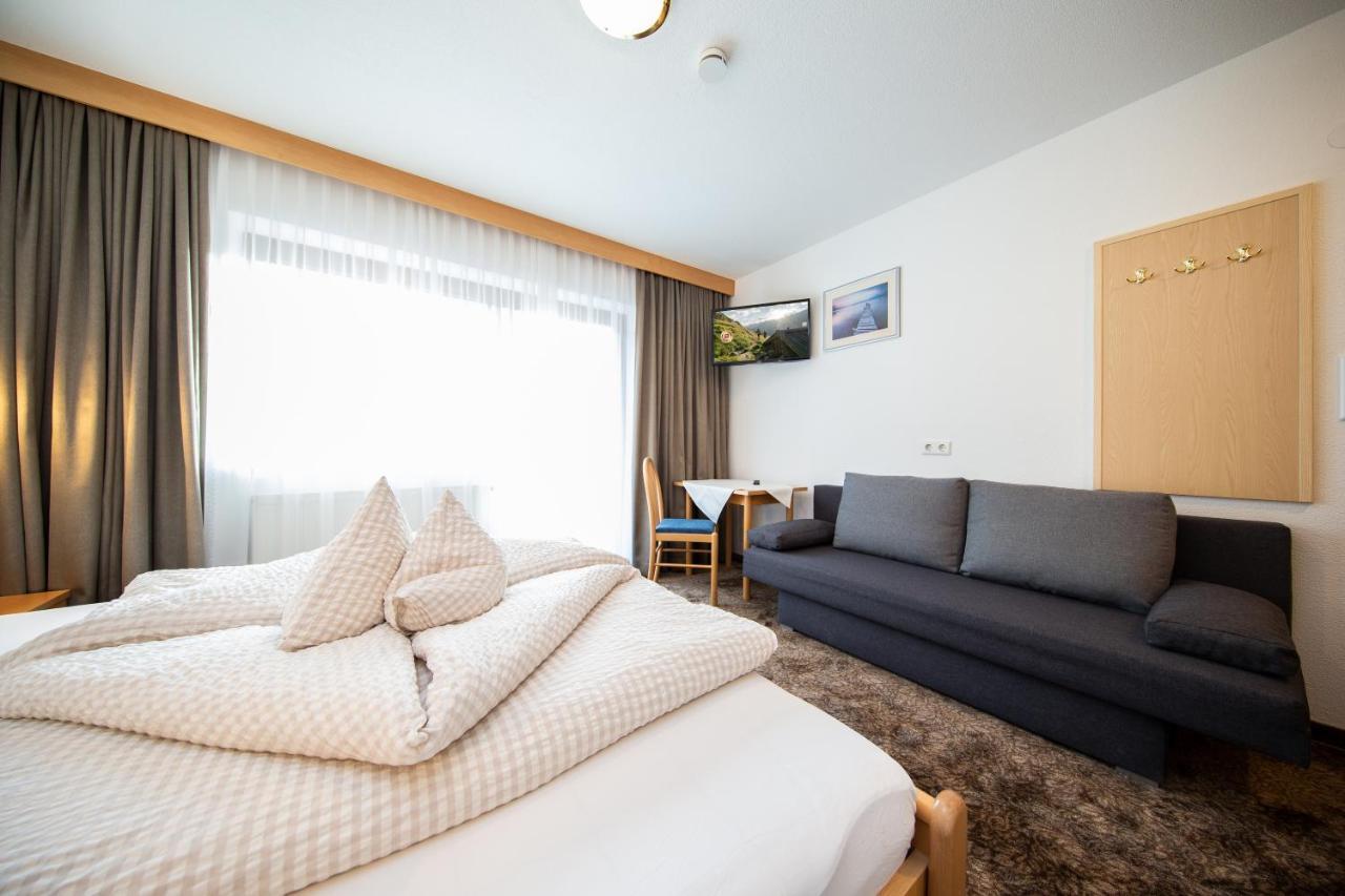 Tonis Ferienheim Appartement Sölden Buitenkant foto