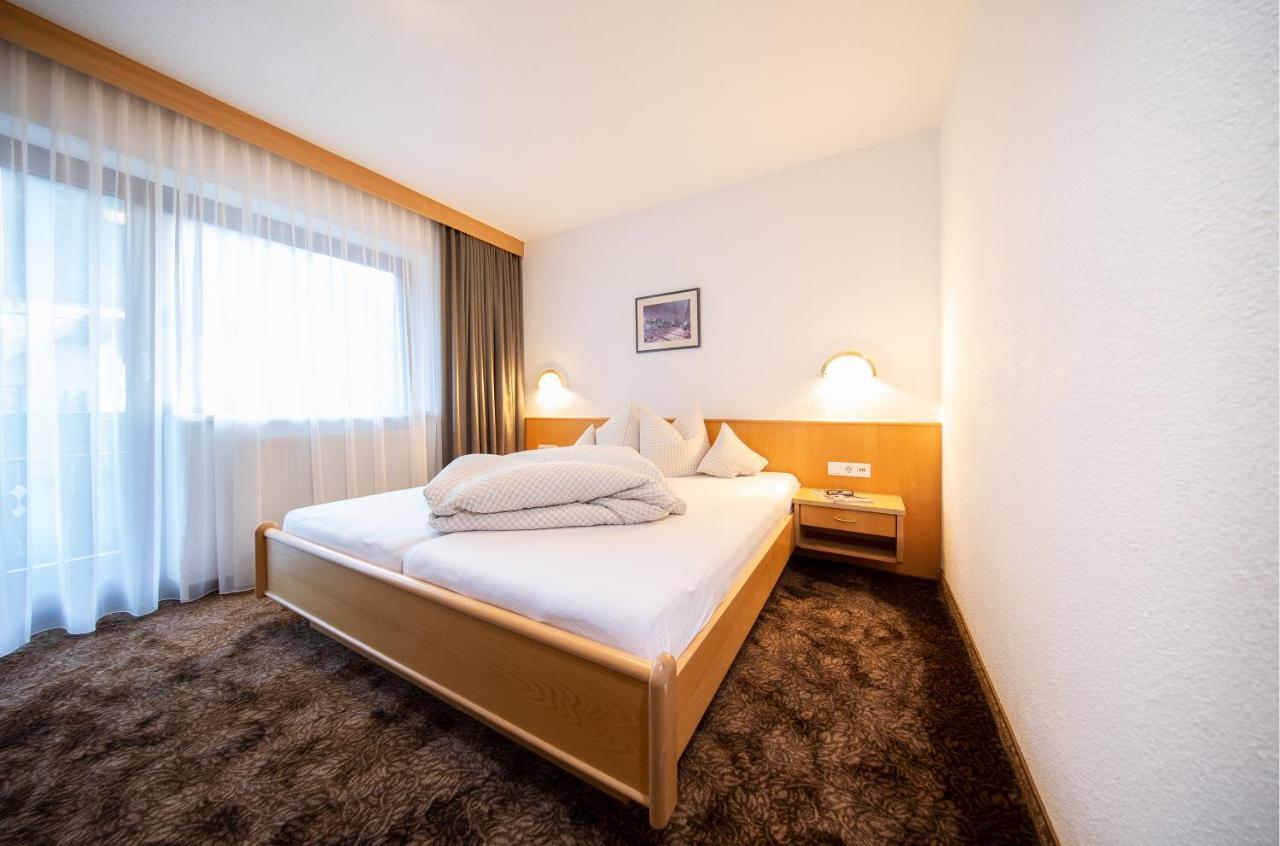 Tonis Ferienheim Appartement Sölden Buitenkant foto