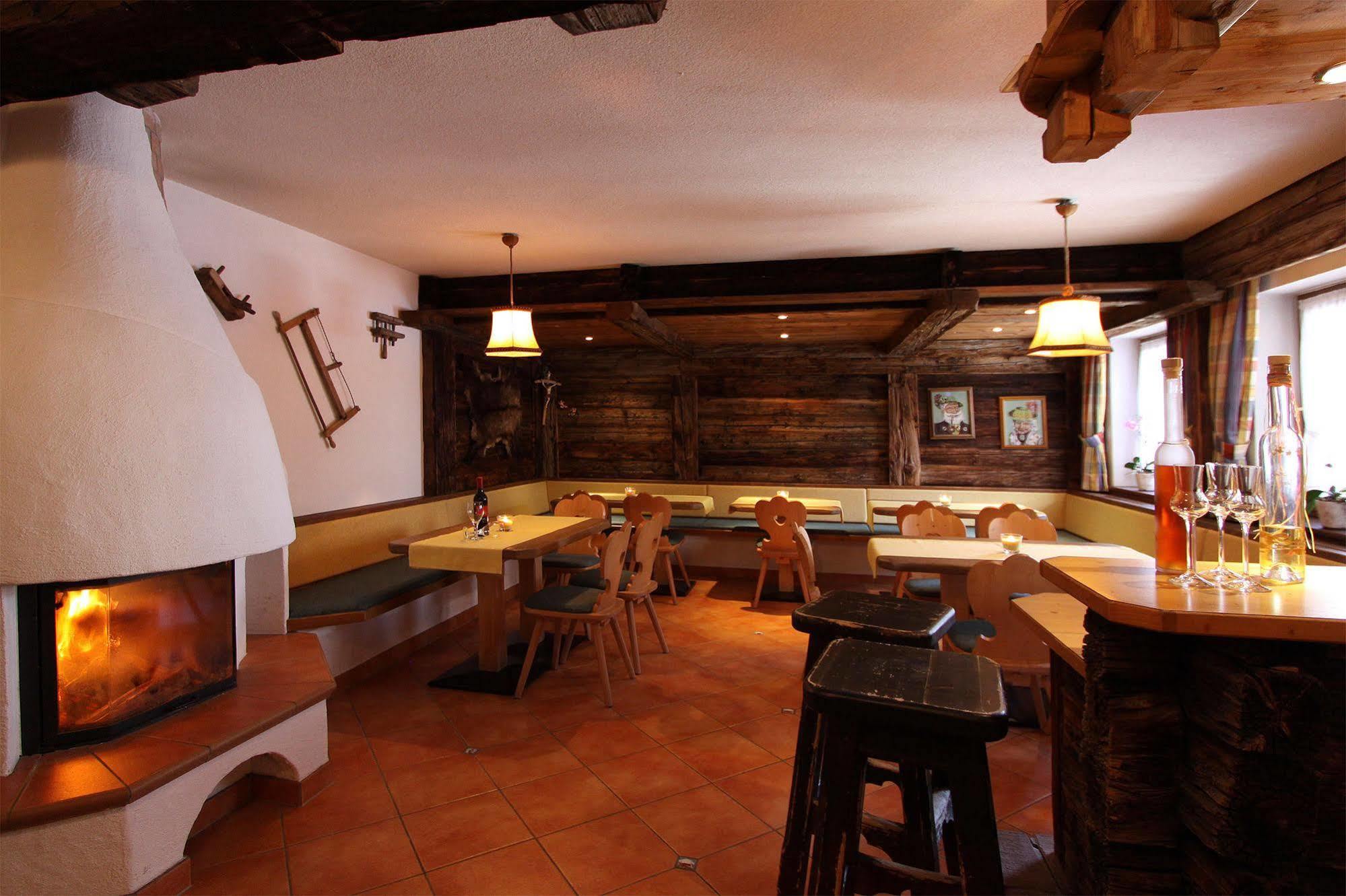 Tonis Ferienheim Appartement Sölden Buitenkant foto